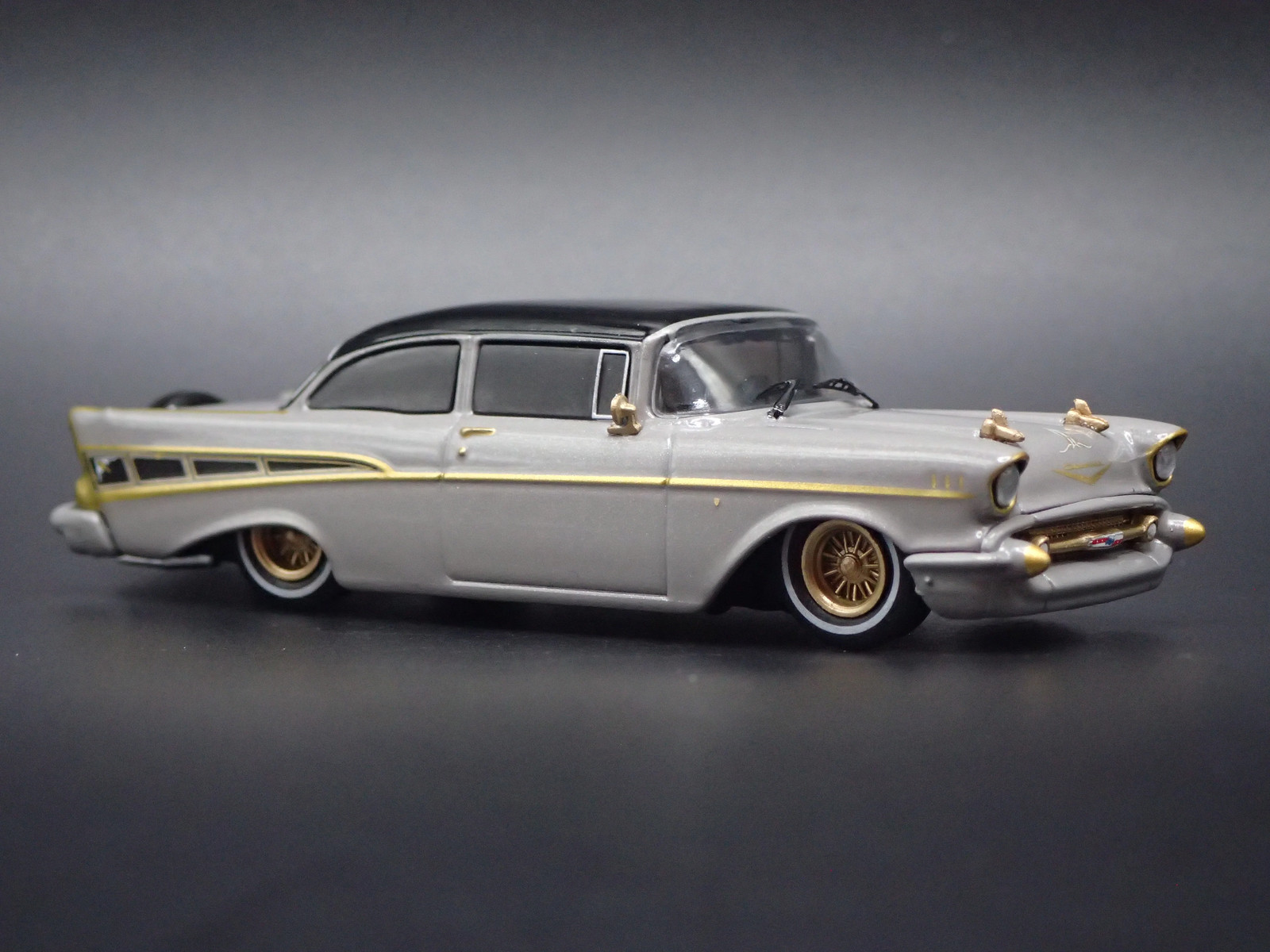 1957 57 CHEVY CHEVROLET BEL AIR LOWRIDER GRAY 1:64 SCALE DIECAST MODEL CAR