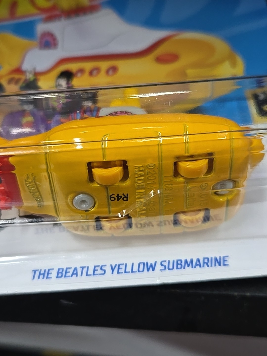 Hot Wheels 2023 the Beatles Yellow Submarine HW Screen Time