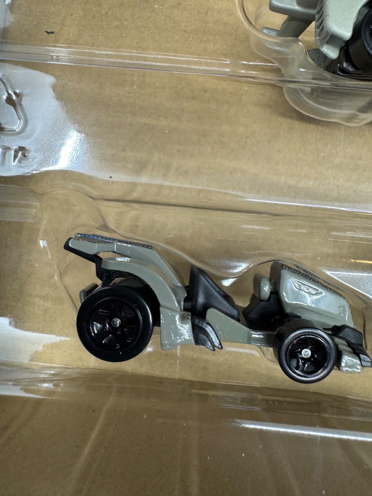 Hot Wheels Jurassic World Dominion Character Car 5 Pack Box Set Brand New