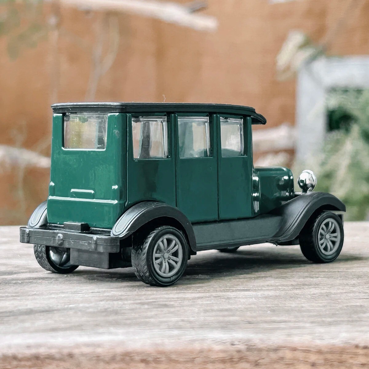 1:43 Diecast Ford A 1930 Model Vintage Pull Back Car Miniature Classic Gift