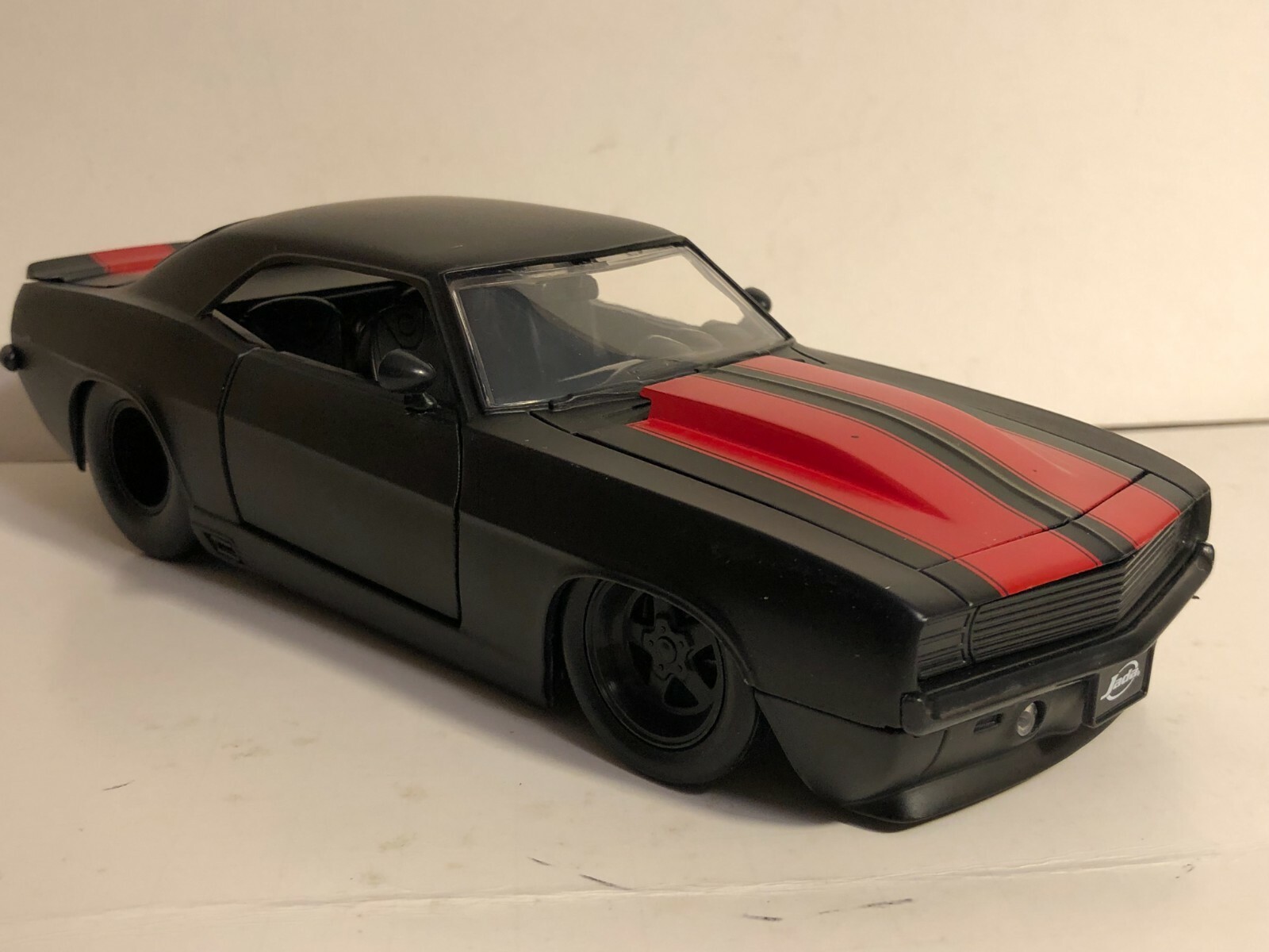 JADA BIGTIME BTM 1969 CHEVY CAMARO Z28 MATTE BLACK W/ RED 1:24 NEW NO BOX