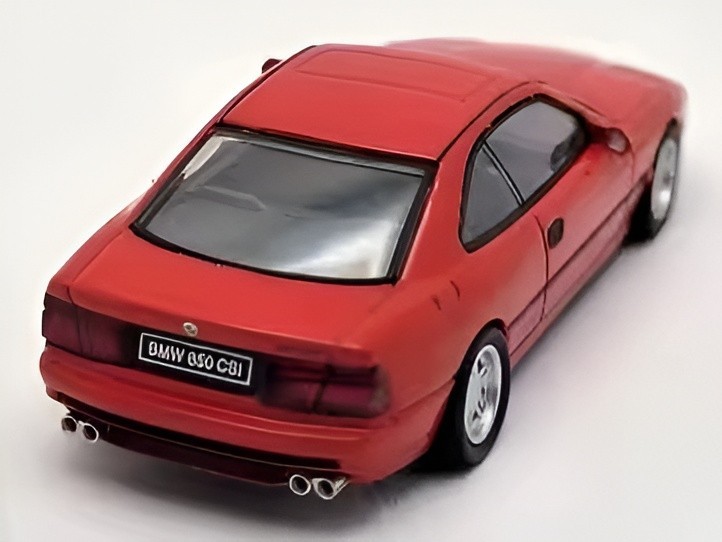 1:64 BMW 850CSI Diecast Alloy Model Car – High-Detail Display Collectible
