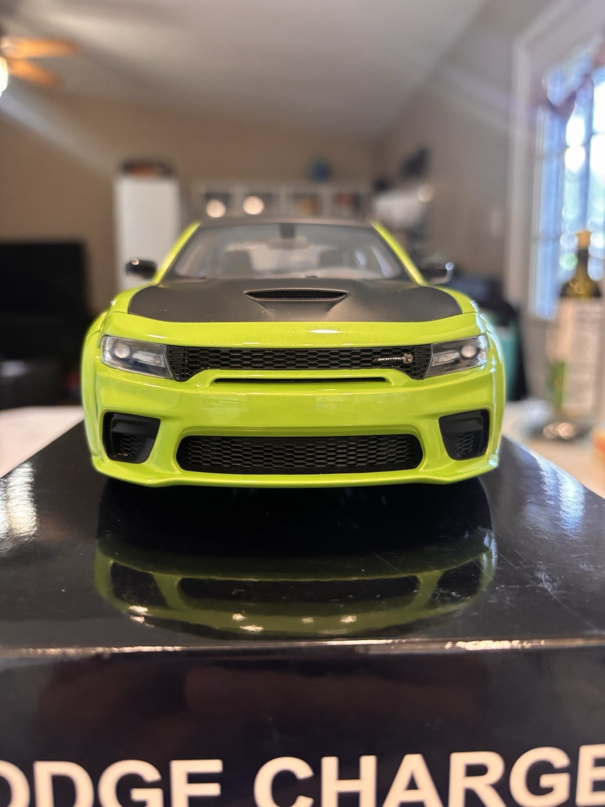 Autoart 1/18 Dodge Charger Scat Pack In Sublime
