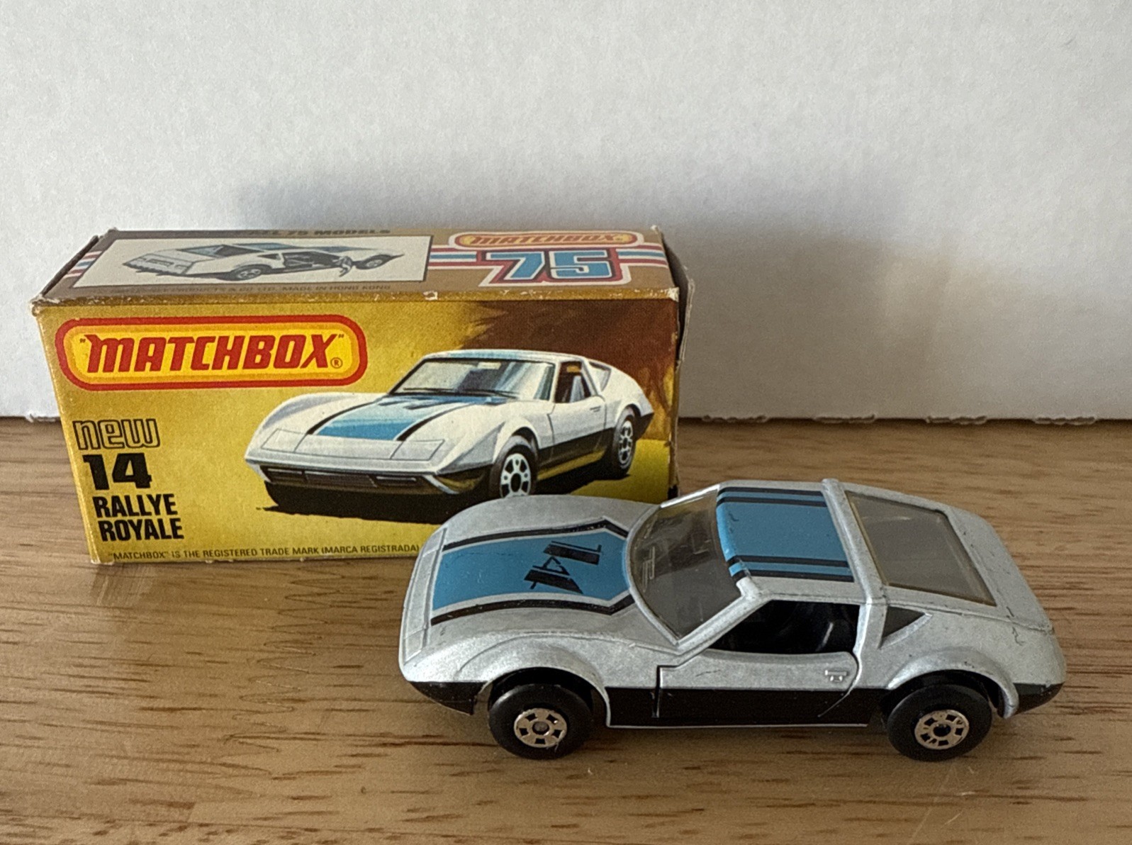 Matchbox Lesney Superfast MB14 Rallye Royale w/L Style Box