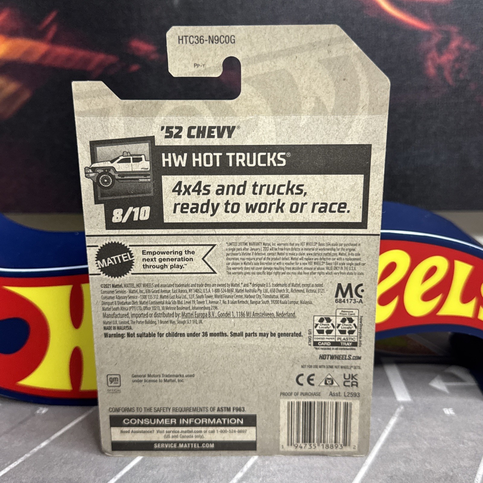 Hot Wheels HW Hot Trucks White 1952 Chevy 5 Window Pickup 8/10