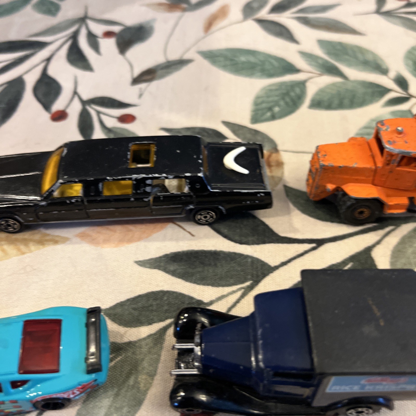 Hot Wheels – Matchbox Lot of Cars, Various Years And Condition mixed lot Vintage