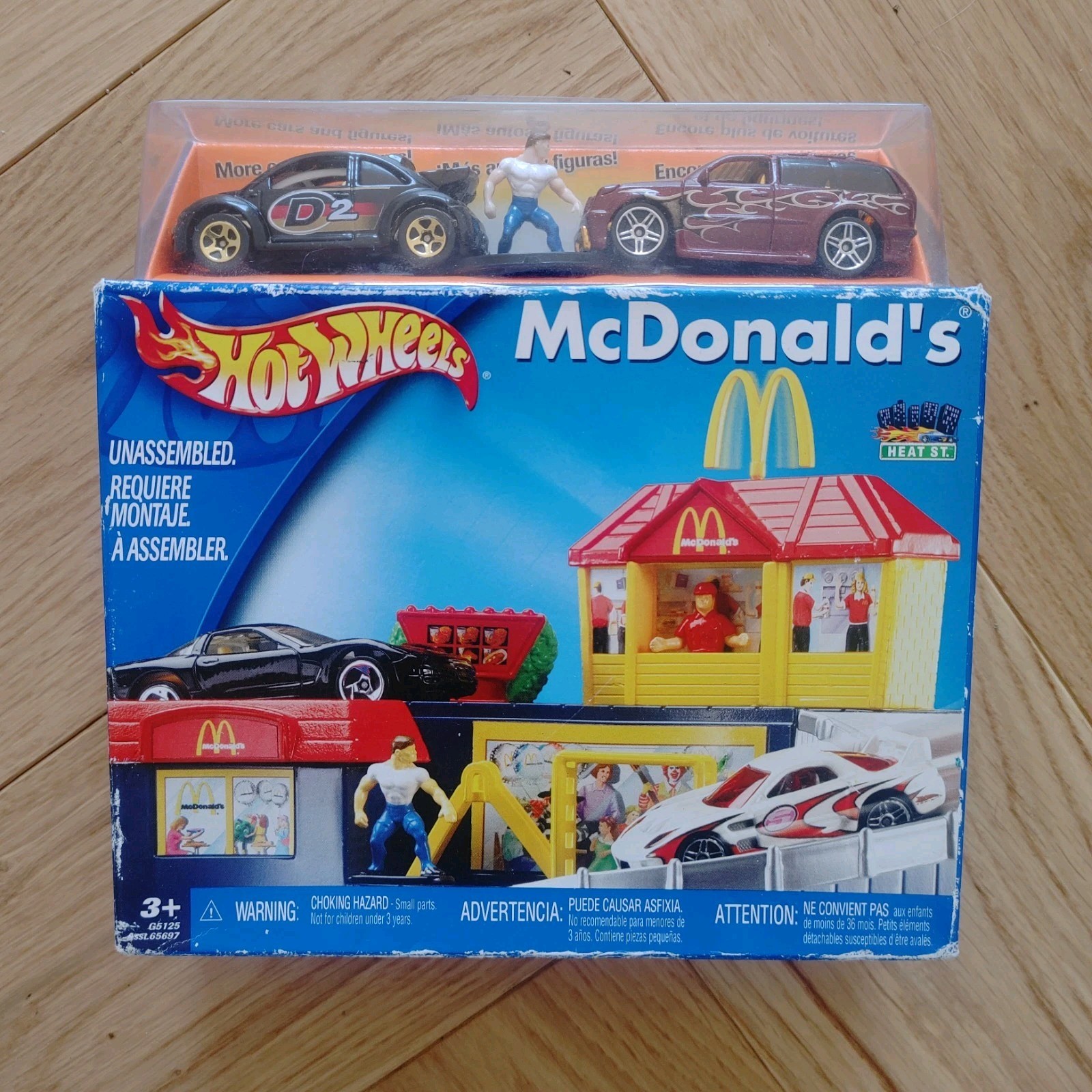 McDonald’s 2004 Hot Wheels Heat st. Set 2004 Unopened Box