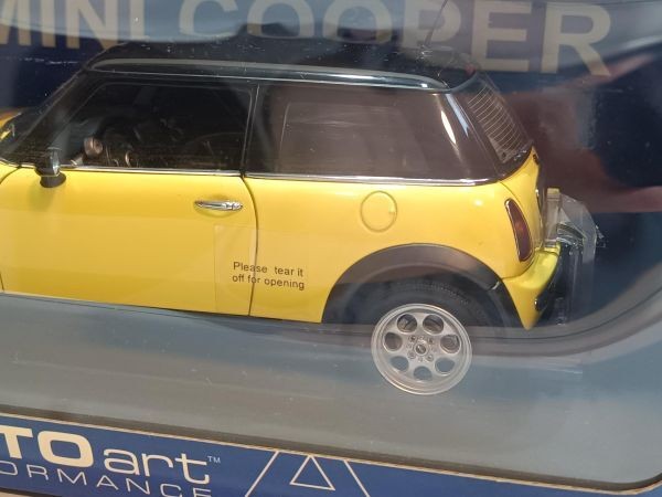 Autoart Mini Cooper 1/18 Unopened And Undisplayed Item