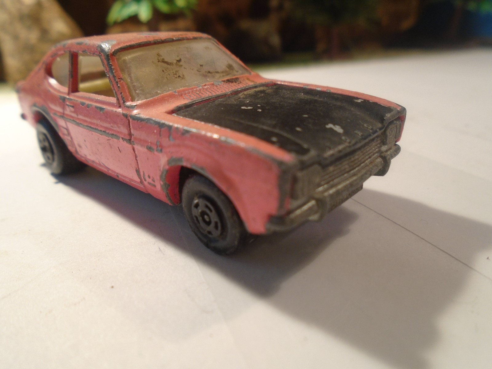 LESNEY MATCHBOX 1970 SUPERFAST ISSUE No 54 FORD CAPRI, WITH OPEN HOOD 1-172-1