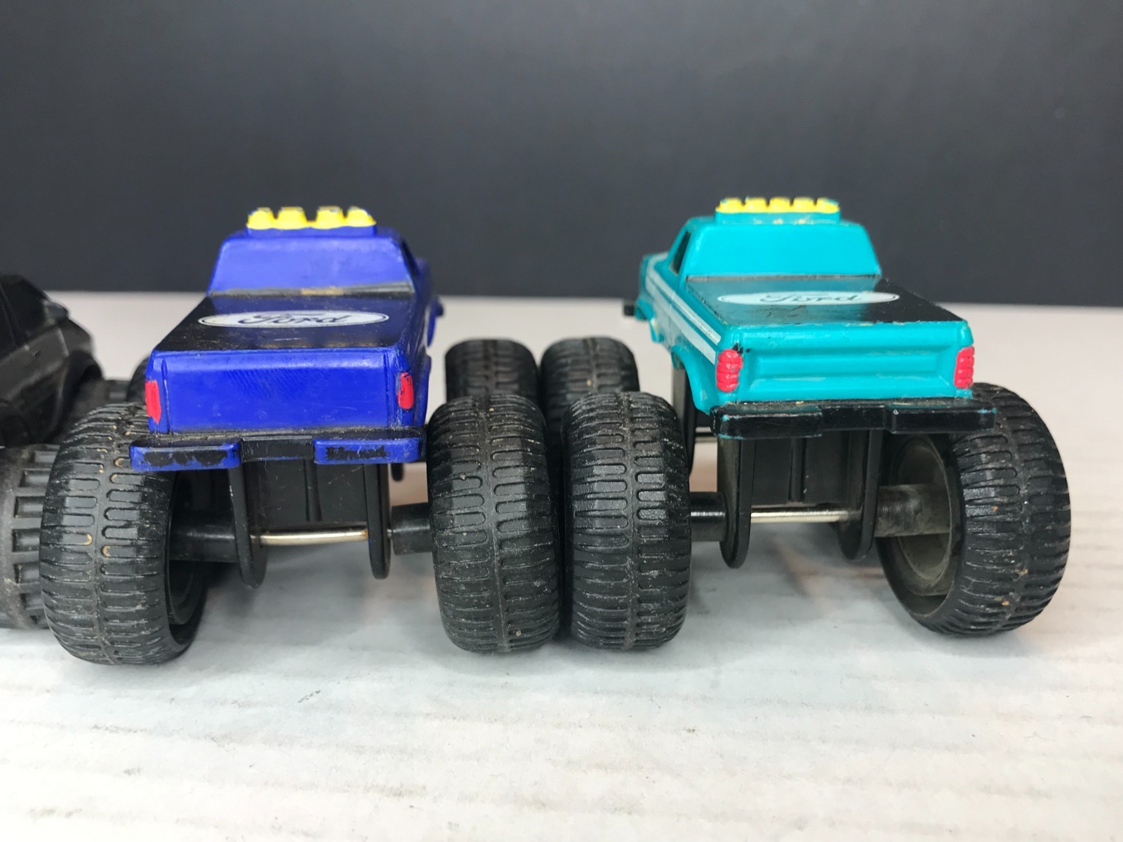 1987 McDonald’s Bigfoot, Ms Bigfoot, & Shuttle 4×4 Ford Monster Truck Van Lot
