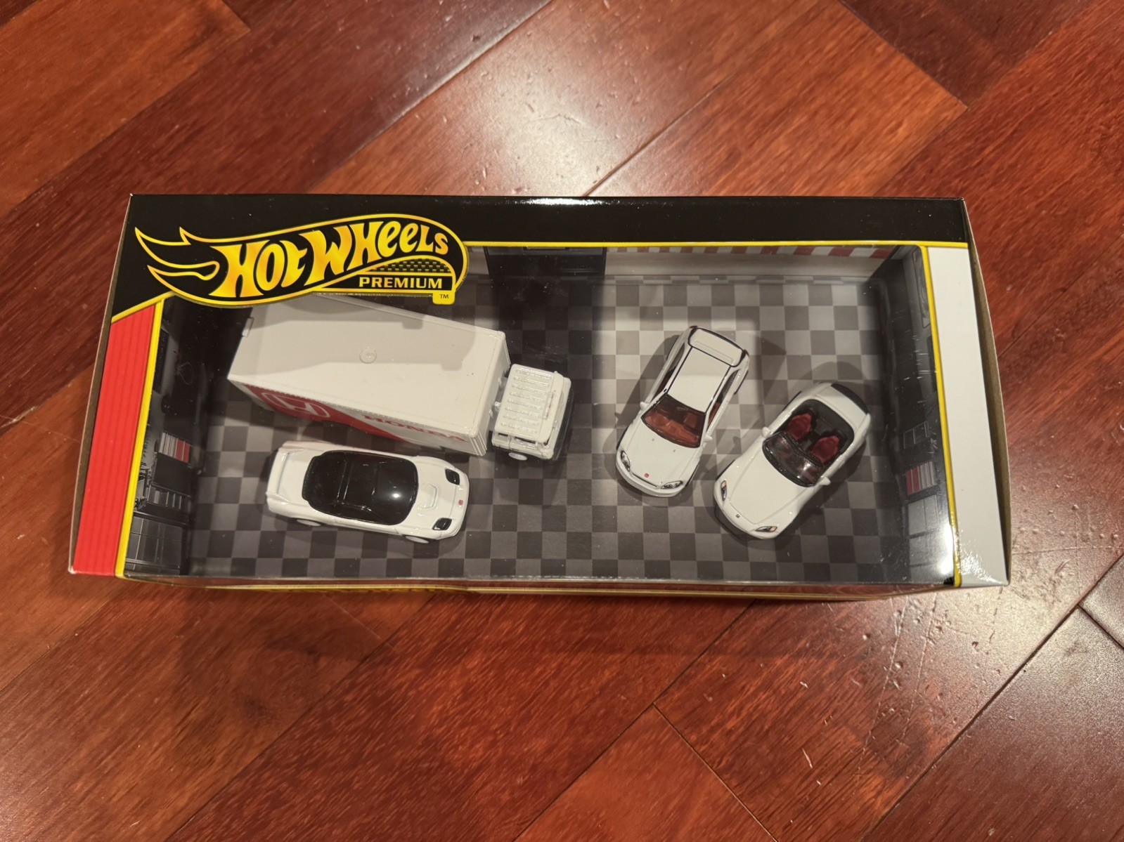 Hot Wheels 2025 Premium Collector Diorama Honda Set Civic Type-R, NSX-R, S2000