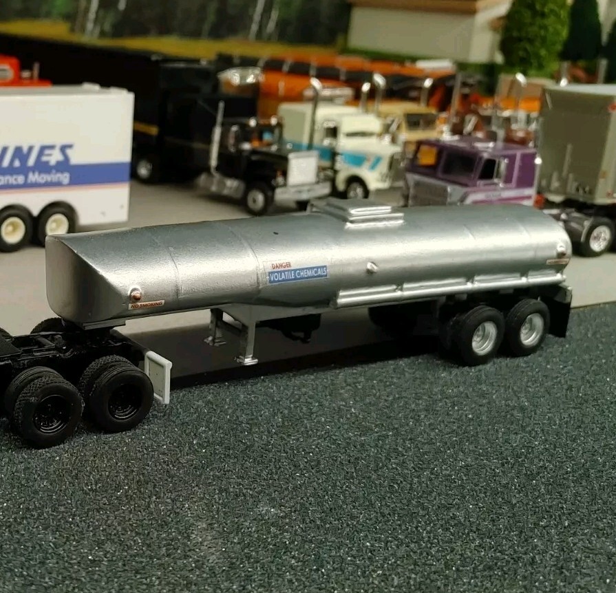 1/64 DCP Custom Tanker *Trailer Only* From “Convoy” *built to order*