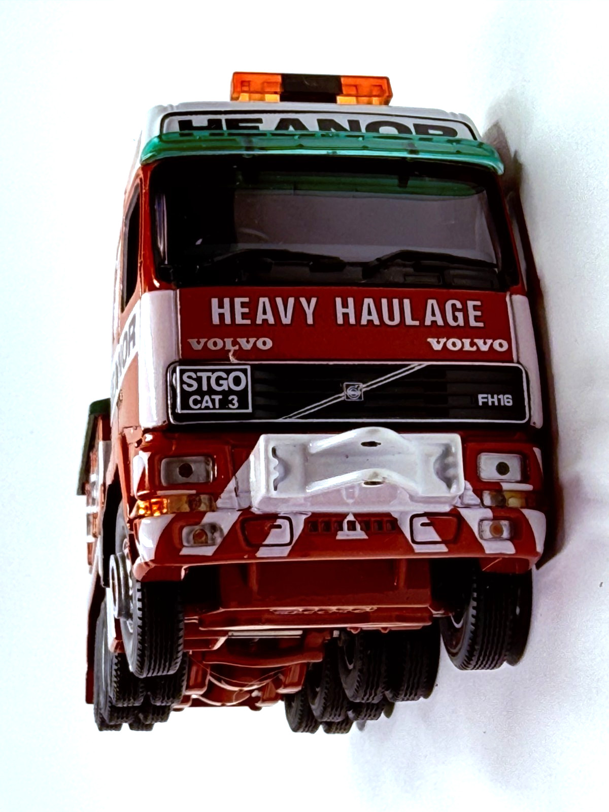 CORGI VOLVO FH 4 AXLE BALLASTED TRACTOR UNIT MODEL ONLY HEANOR CC12403 W553 1:50