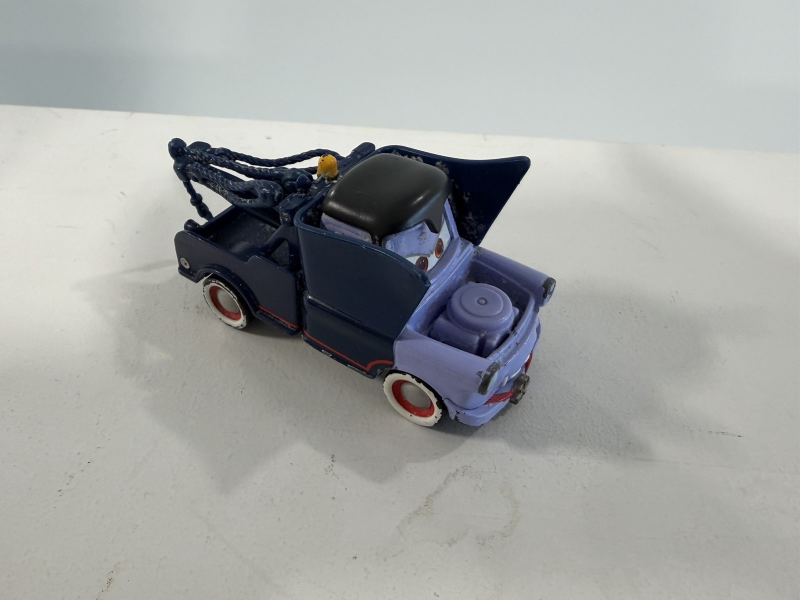 Disney/pixar Cars 1:43 DRACULA MATER Die Cast