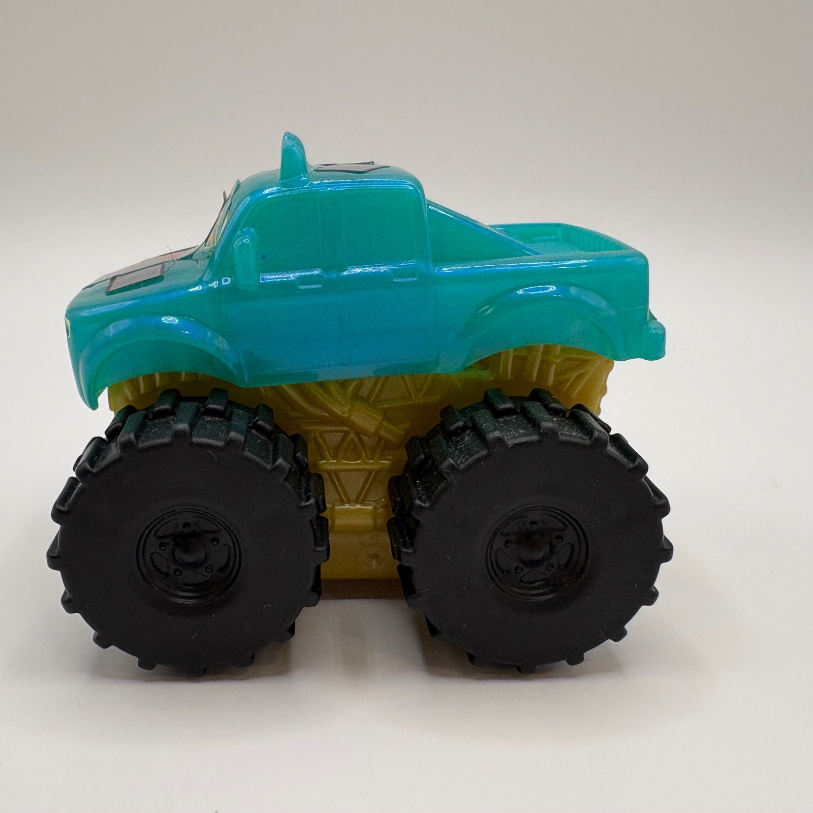 2022 McDonalds Happy Meal Disney Pixar Cars on the Road IVY Monster Truck 6 Teal
