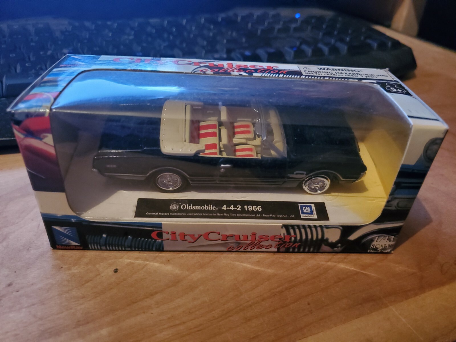1/43-1/32 diecast cars wide variety buick pontiac oldsmobile olds