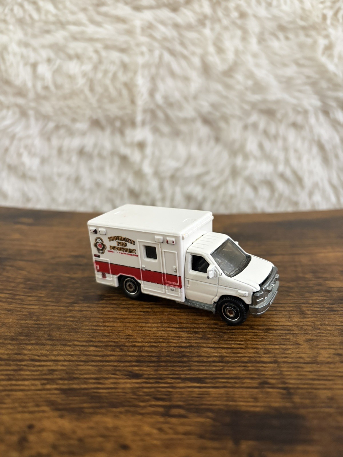 2009 Matchbox: Ford E-350 Ambulance, Providence Fire Department