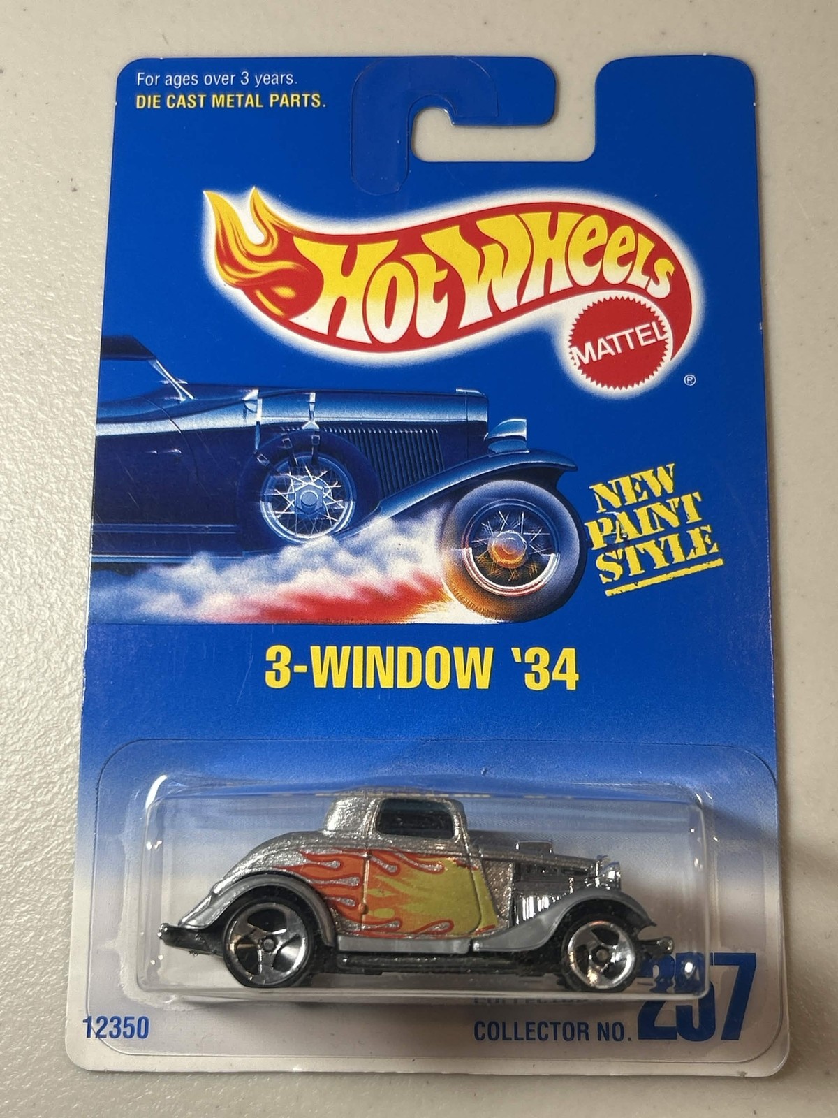 Hot Wheels 3-WINDOW ’34 #257 1991 Silver Red