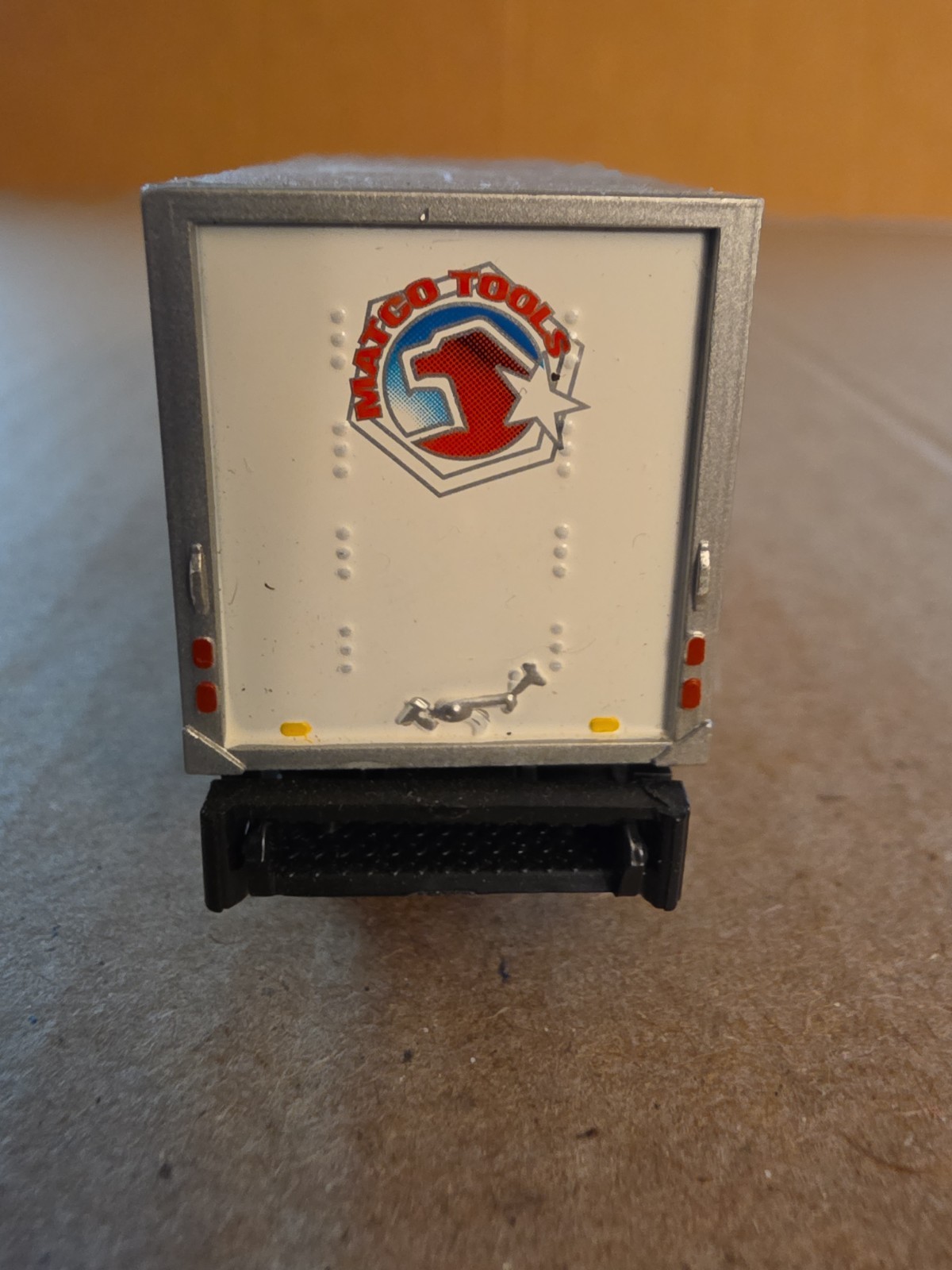 Vintage Johnny Lightning Matco Tools 1999 International Cargo Truck