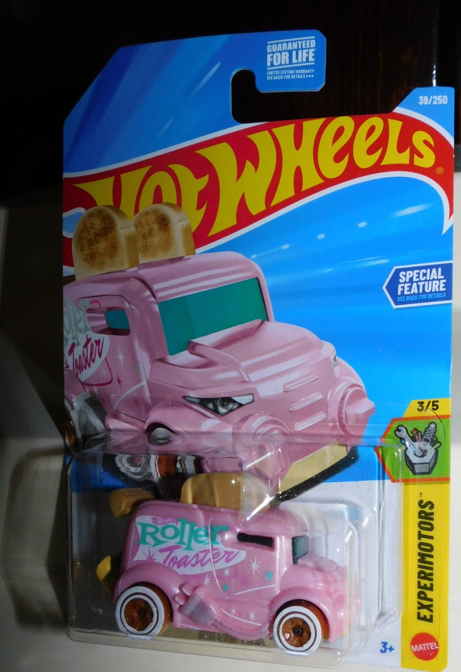 HOT WHEELS 2026 #39 ROLLER TOASTER