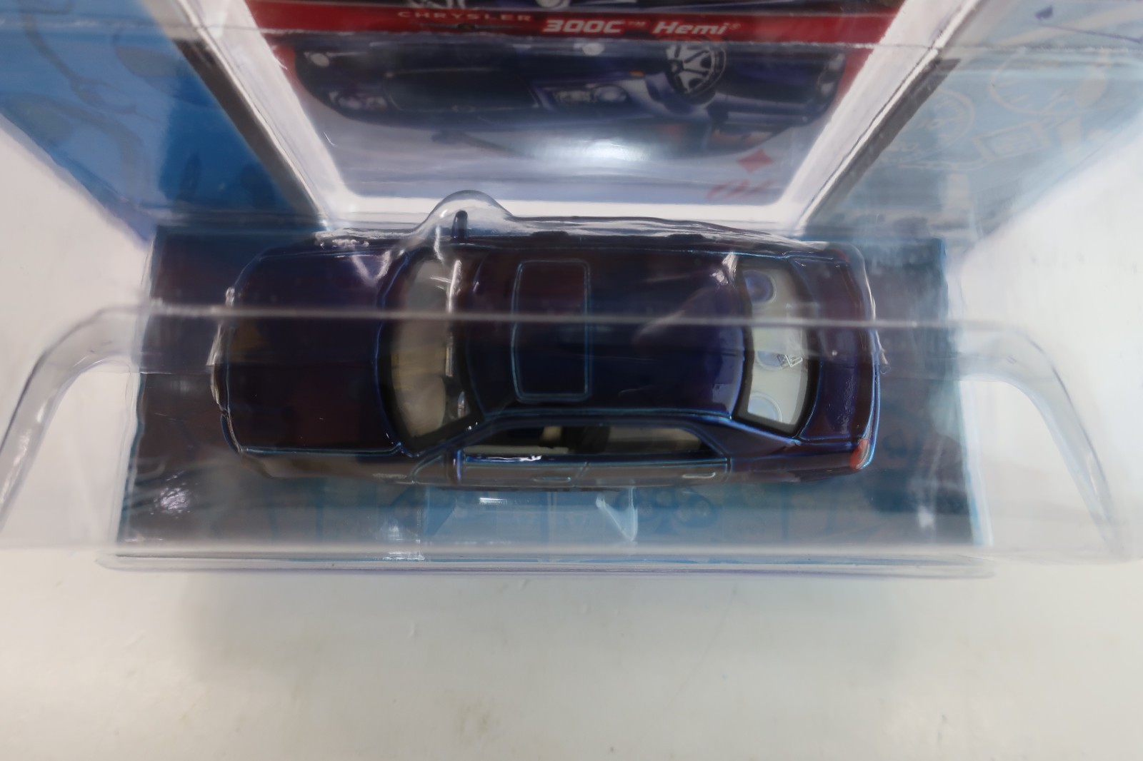 Maisto Playerz 1:64 Diecast Blue Chrysler 300C Hemi