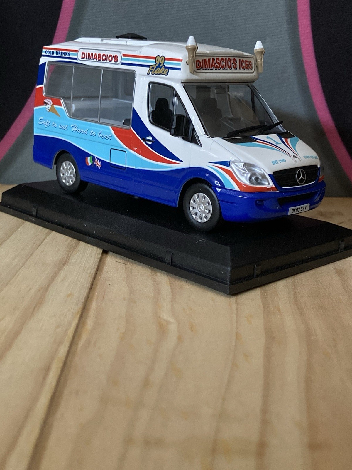 1:43 Dimascio’s Mercedes Sprinter Ice Cream Van. Please read full description.