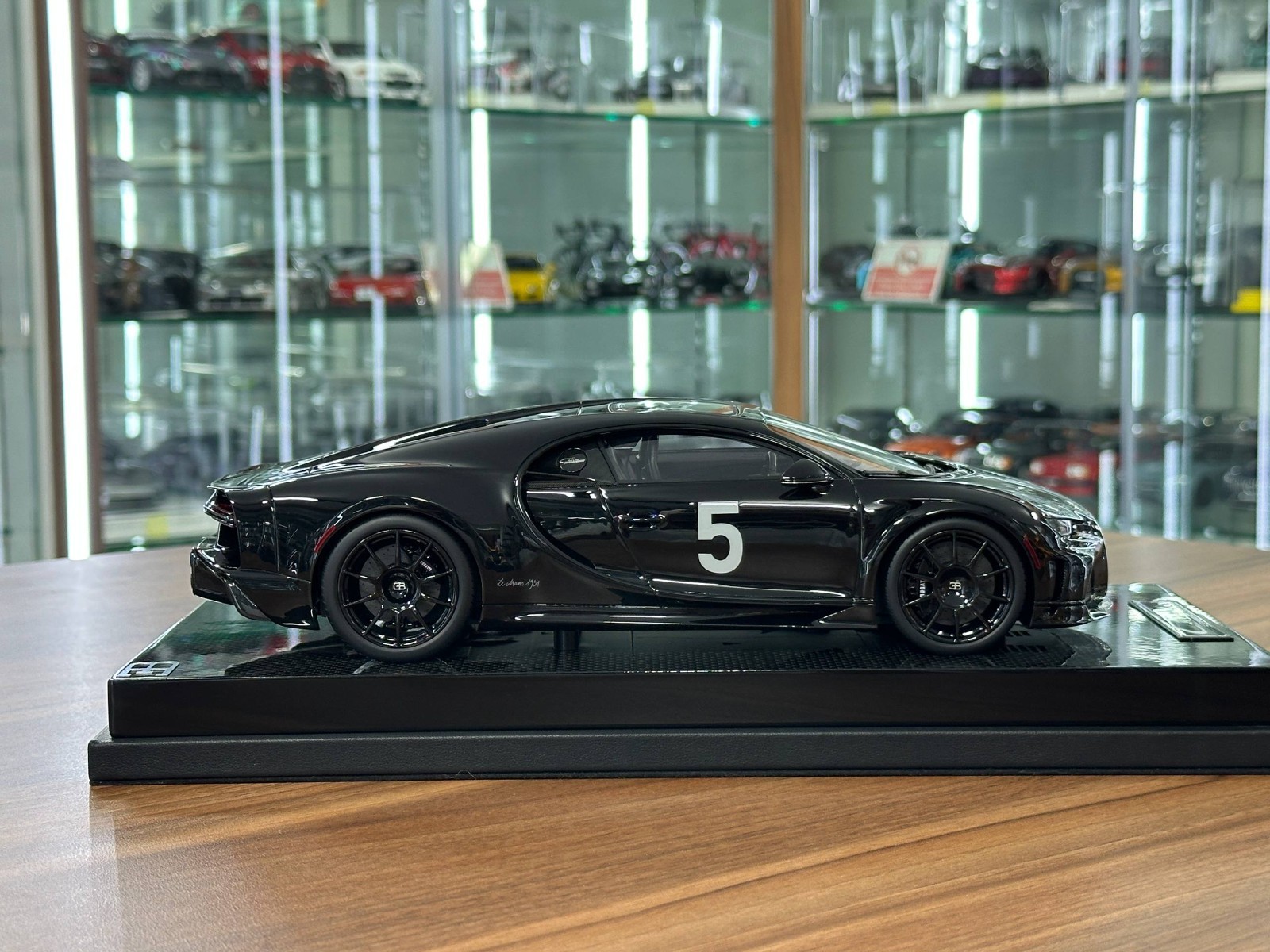 Bugatti Chiron Super Sport MR Collection Nocturne Black [1/18 Resin – 99 pcs ]