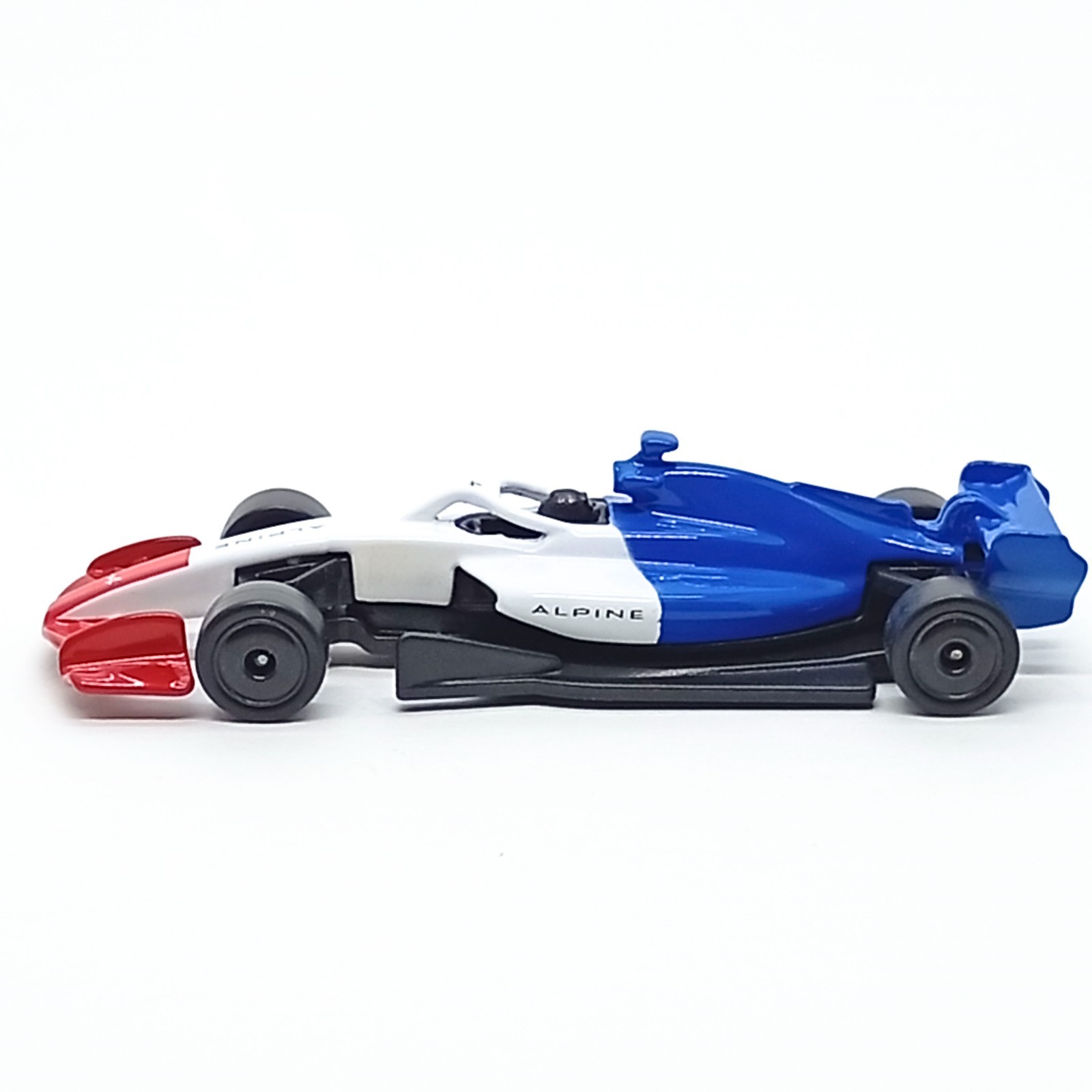Majorette Renault Alpine Formula Race Car White / Red / Blue 1:64 3″ no Package