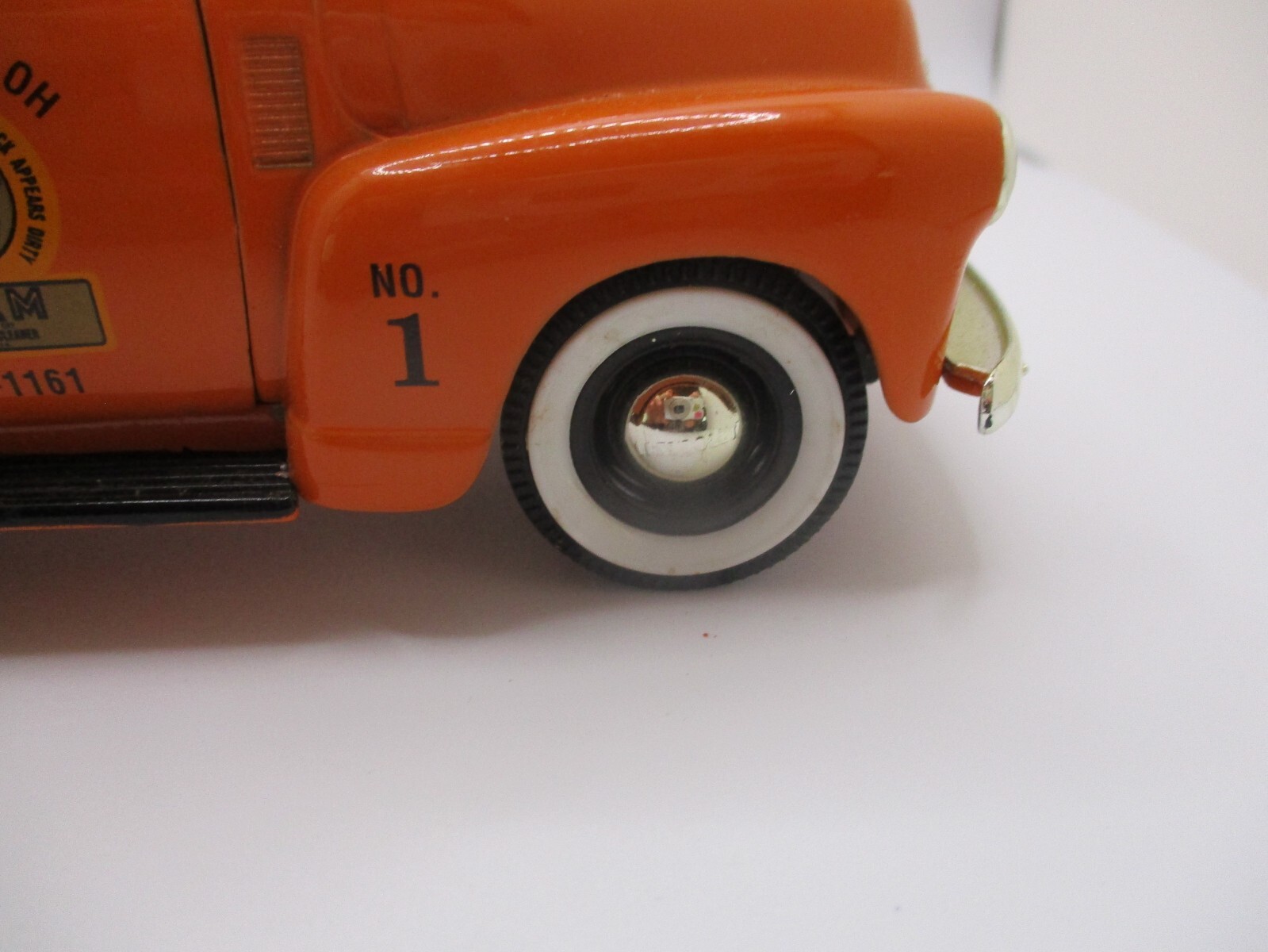 Fram GREENVILLE O. 1952 Chevrolet 3100 Panel No.1 SpecCast Die Cast Collectible