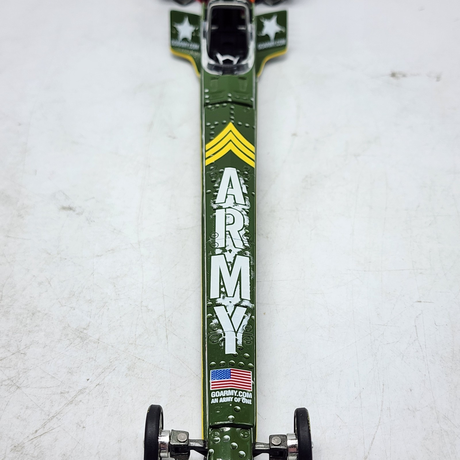 44D Racing Champions 1:24 Tony Schumacher U.S. Army Matco 2004 NHRA Dragster