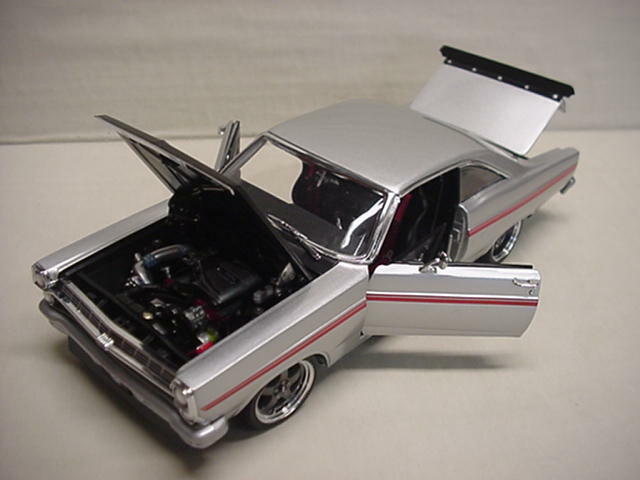 FAIRLANE SILVER 1967 FORD HARD TOP STREET FIGHTER GMP 1/18 SOLD OUT NICE 1122