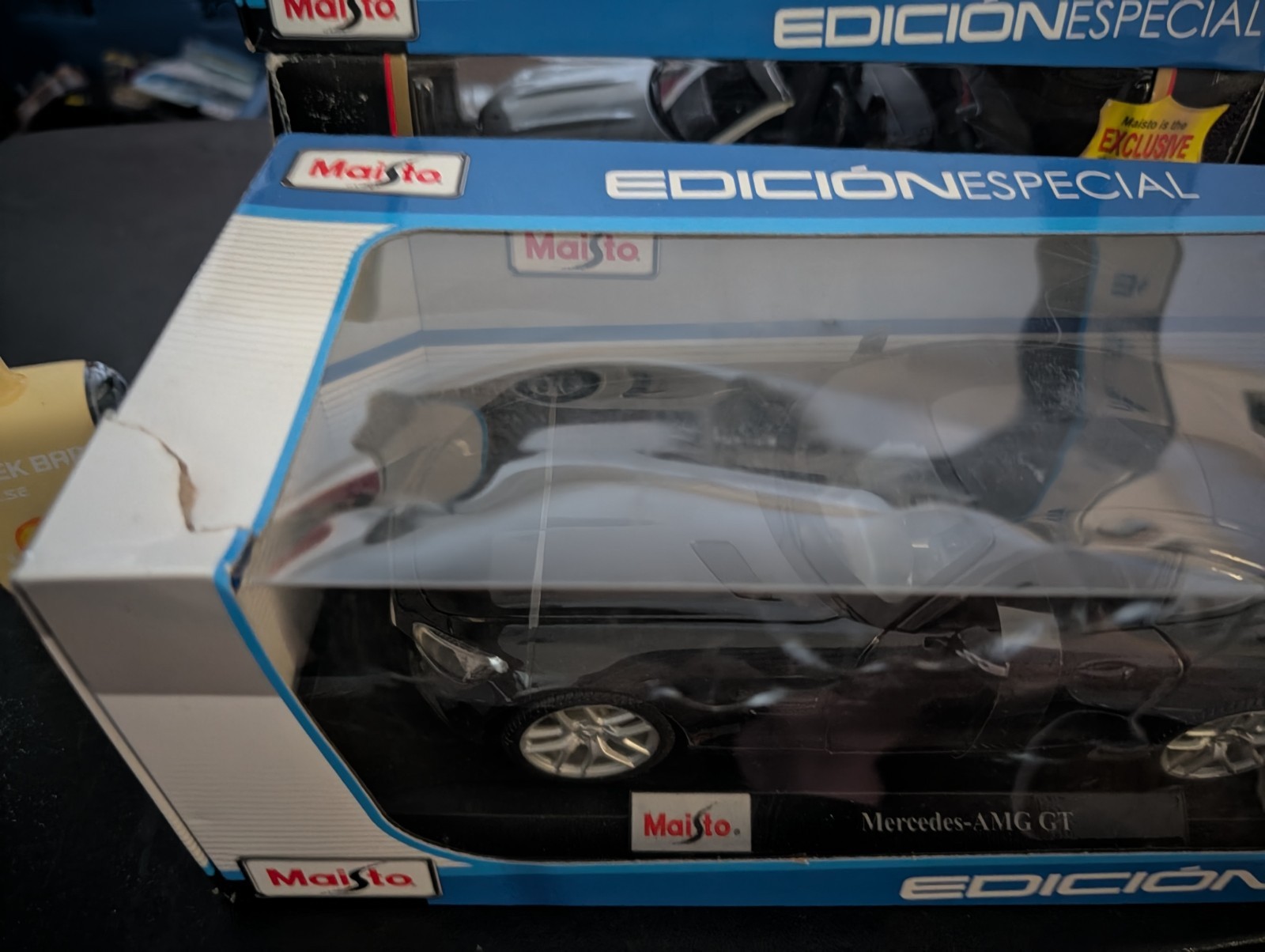 Maisto 1:18 2015 Mercedes-Benz Mercedes-AMG GT Black Diecast Special Edition