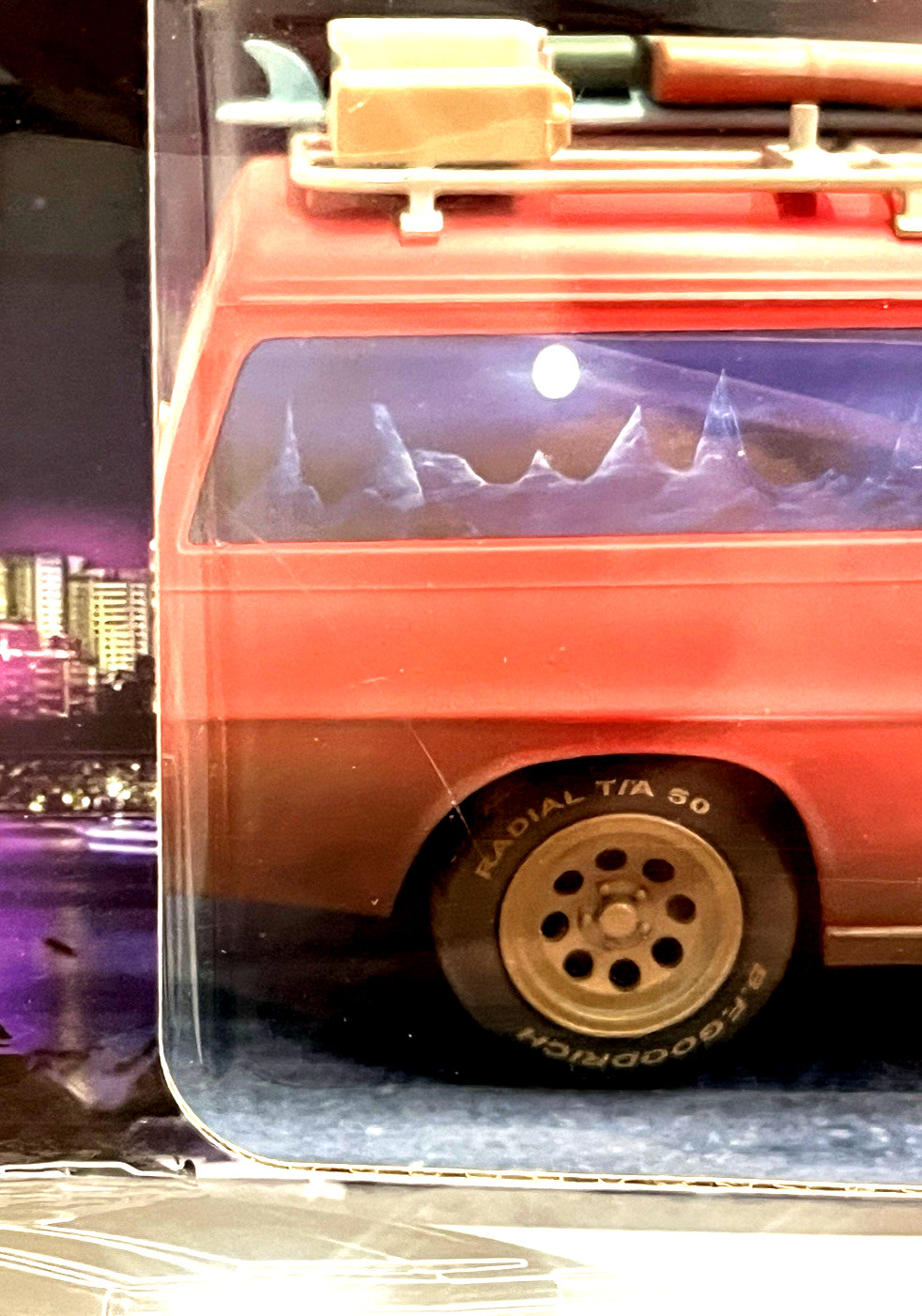 DDA 1/24 Mad Max HJ Holden Panel Van Dirty Opening Bonnet New