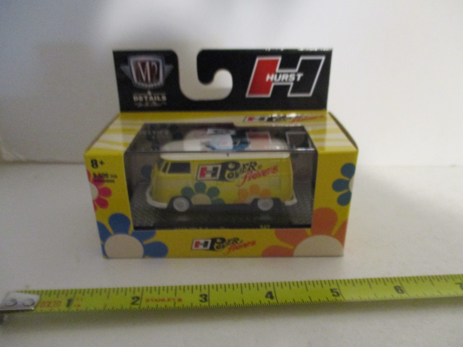 M2 Machines Hurst Power Flower S47 1960 Volkswagen Delivery Van 1:64 2022 MISB