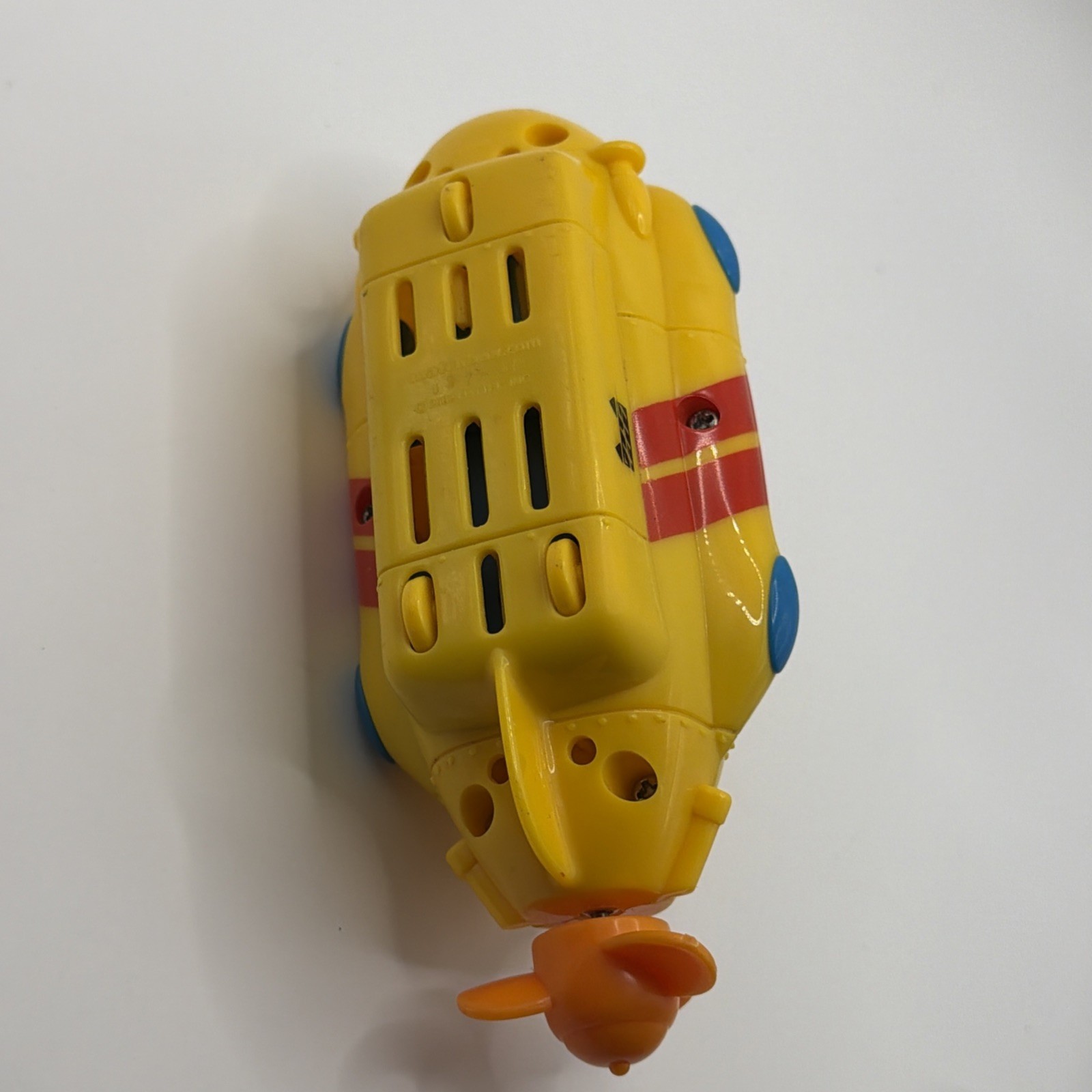 2002 Mattel Matchbox Yellow Submarine with Wind Up Propeller, Works