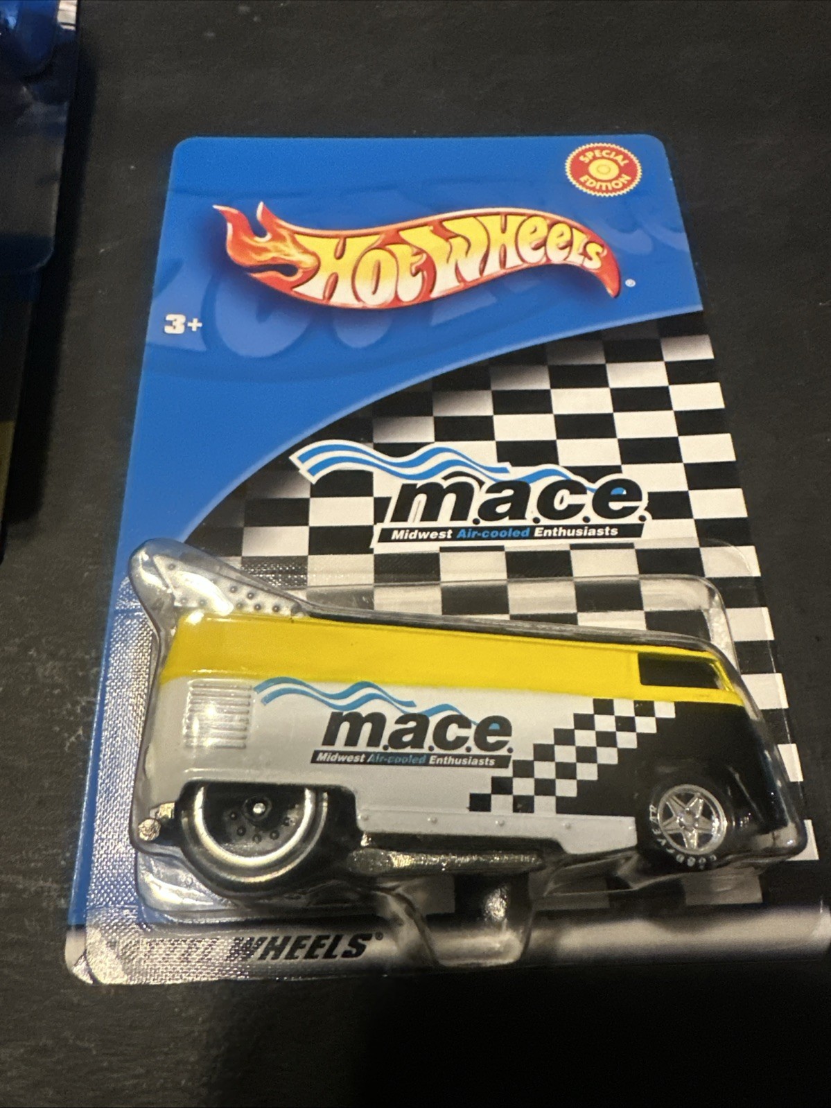Mattel Hot Wheels 1996 Mod Bod Series Complete 4- car set in Protech Case