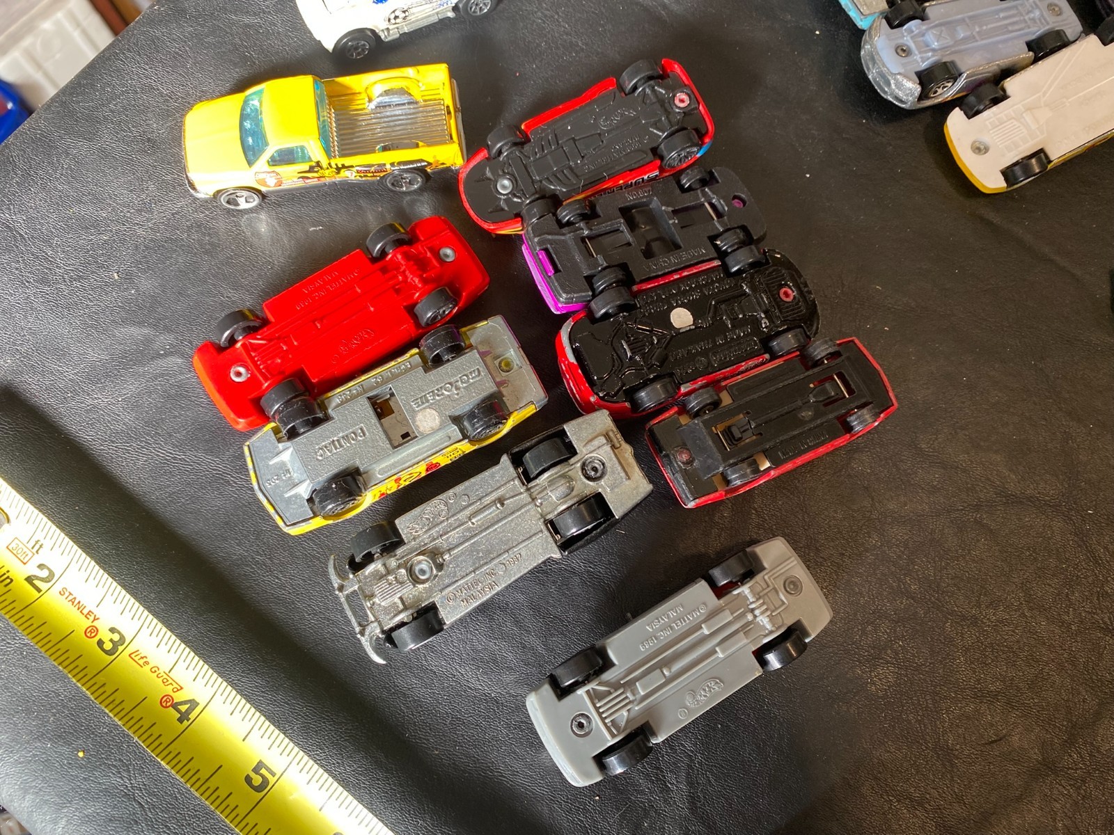 1:64 diecast car lot 119 cars truck mixed brands matchbox hot wheels etc.