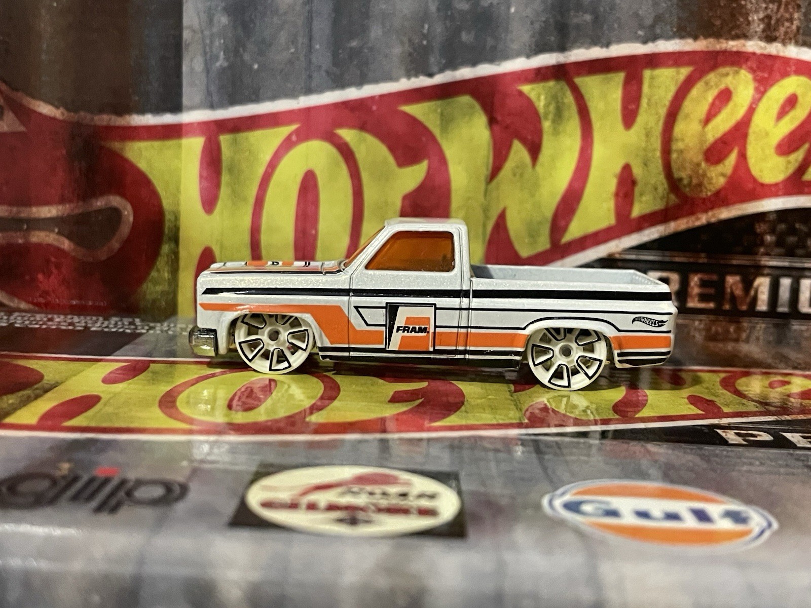 Hot Wheels ’83 Silverado White FRAM Toys R Us Edition Loose (Wheel Swap)