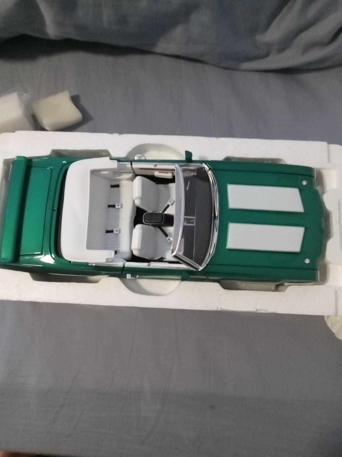 1972 dicast 442 w30 green oldsmobile. Pristine NM.