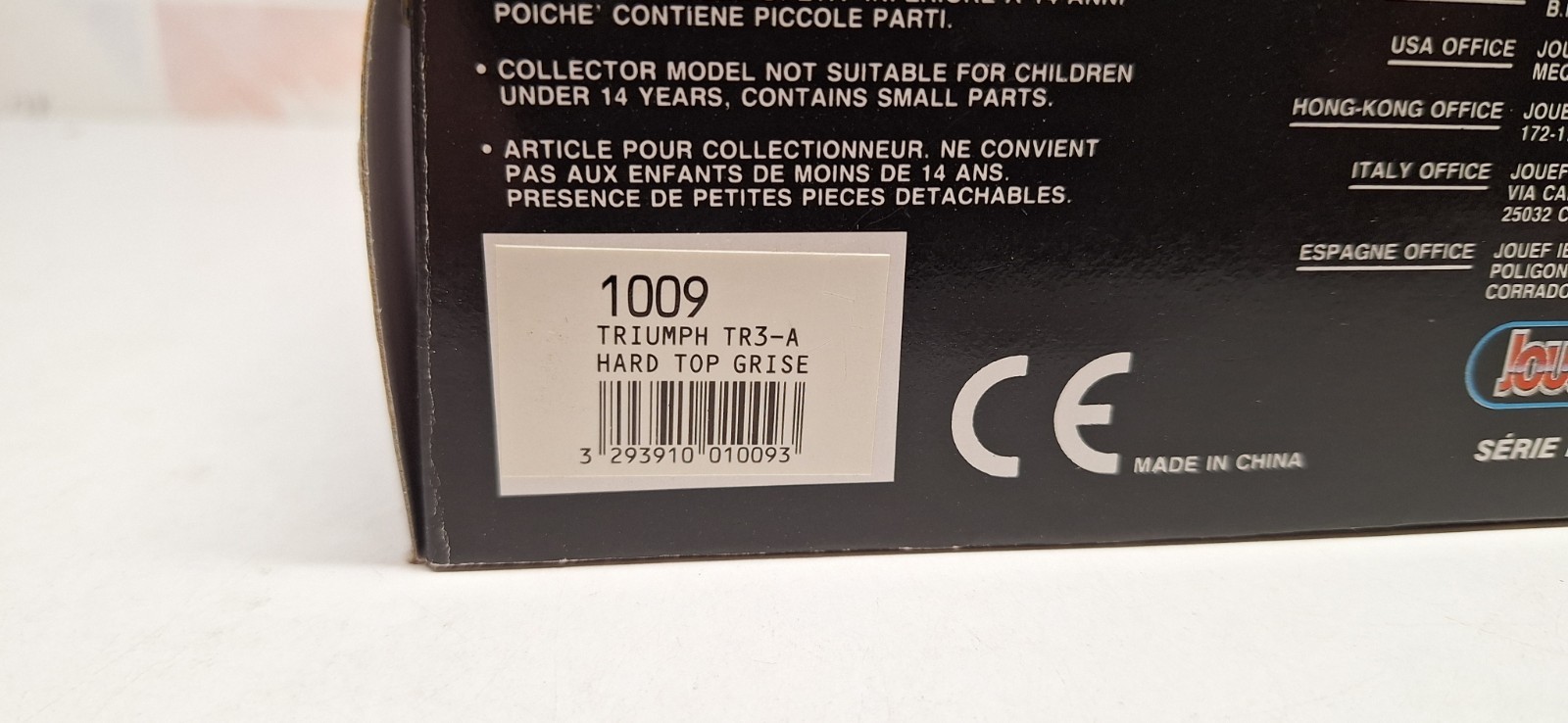 JOUEF EVOLUTION – TRIUMPH TR3A HARD TOP – METALIC GREY – 1/43 SCALE MODEL CAR