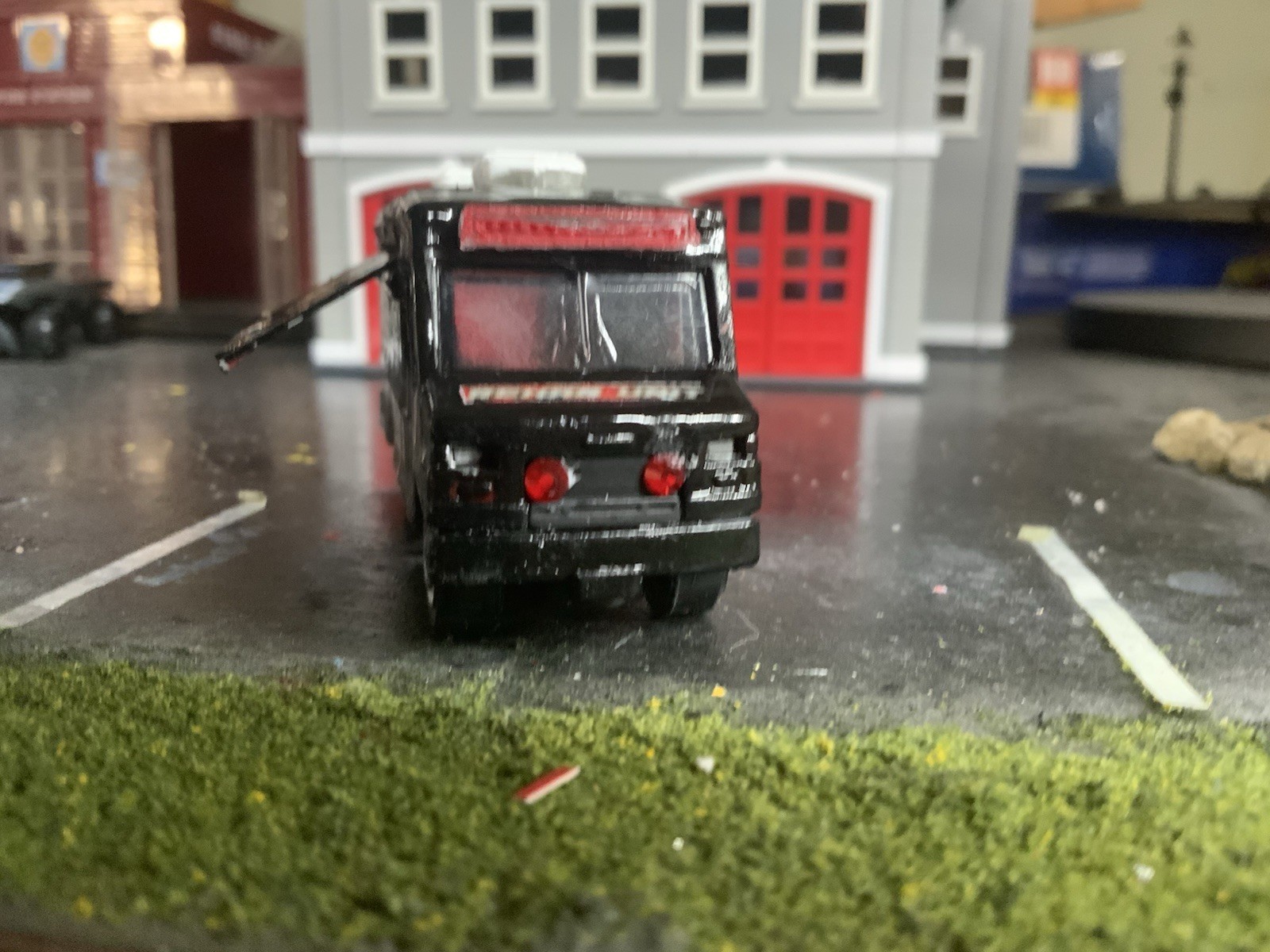 Matchbox Kitbashed Raleigh Fire Dept Rehab 12 With Retractable Canopy