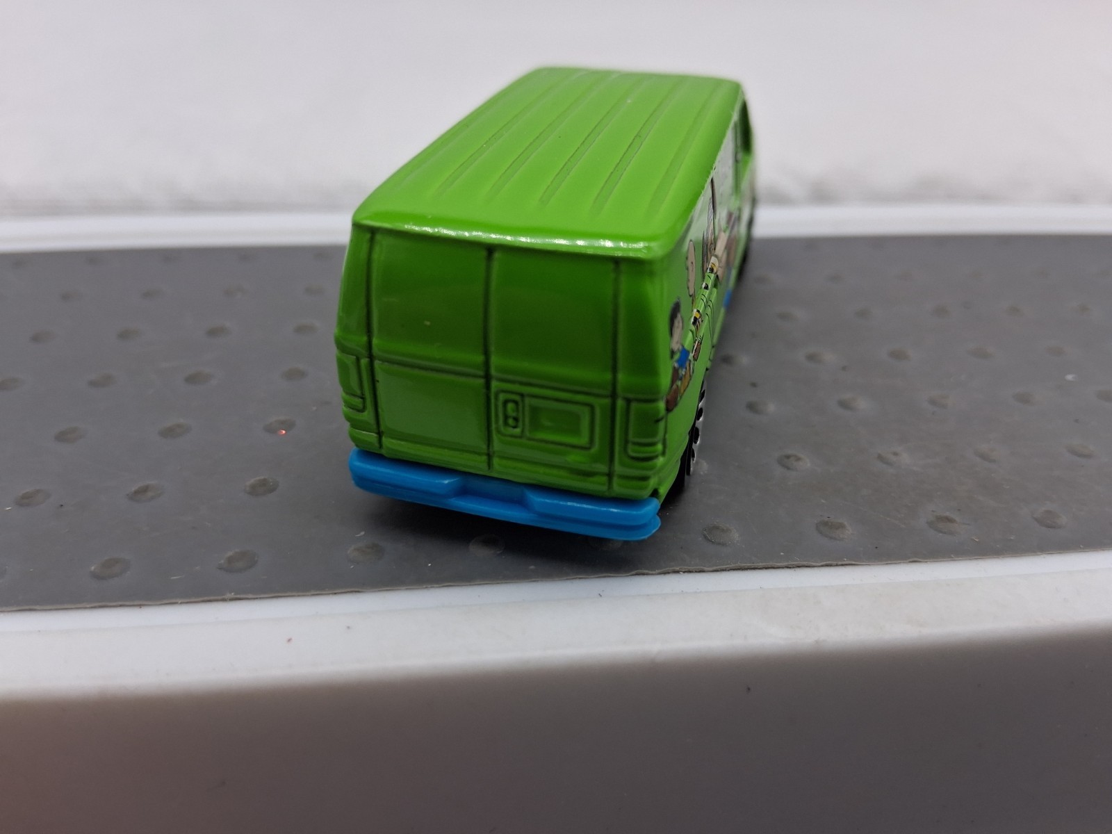 Matchbox Peanuts Charlie Brown Ford Panel Van Green Die Cast