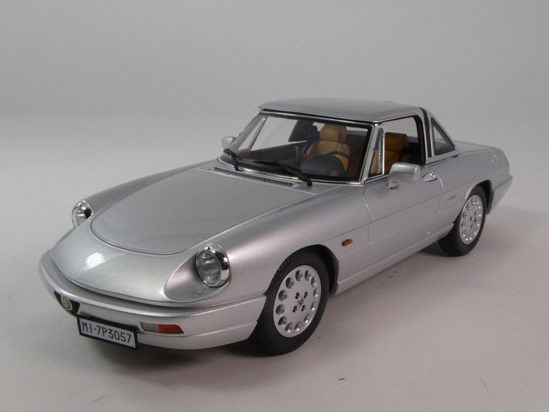 Laudoracing Alfa Romeo Spider Hard Top 1.6/2.0i Metal Gray 1990 1/18 LM209DC