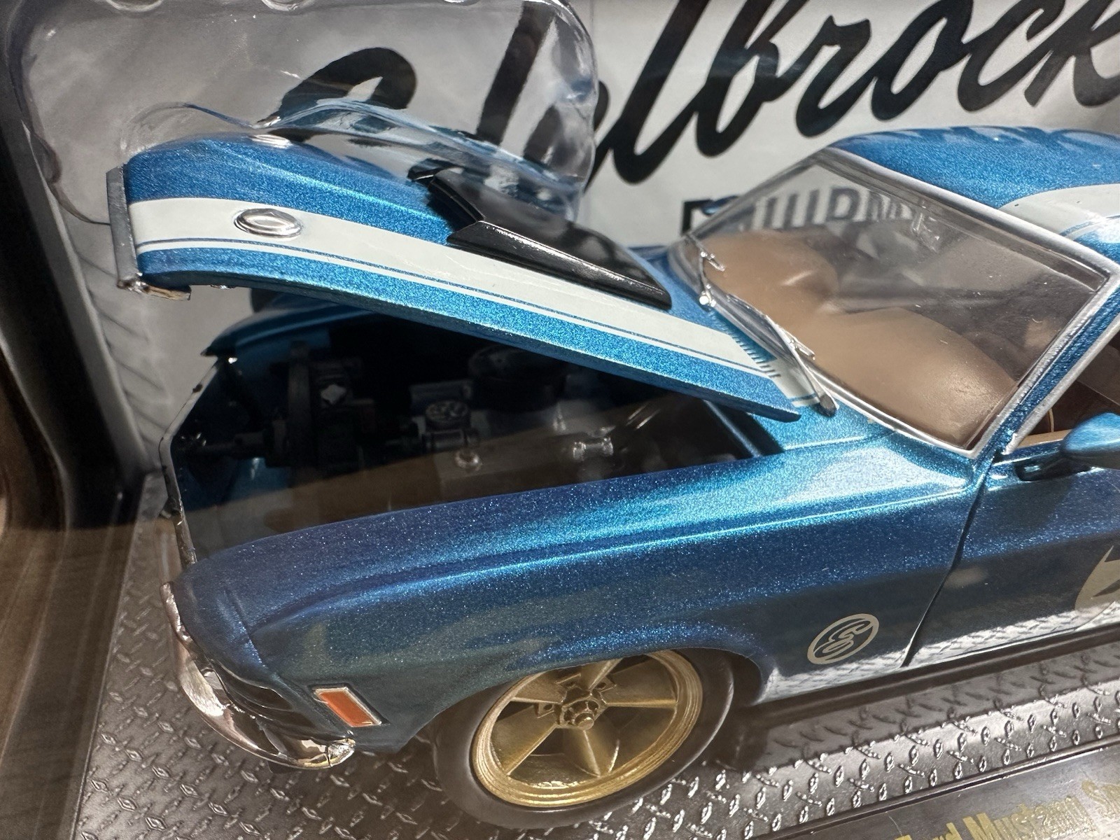 M2 Machines 1:24 1970 Ford Mustang Sportsroof Edelbrock Blue Diecast Unopened