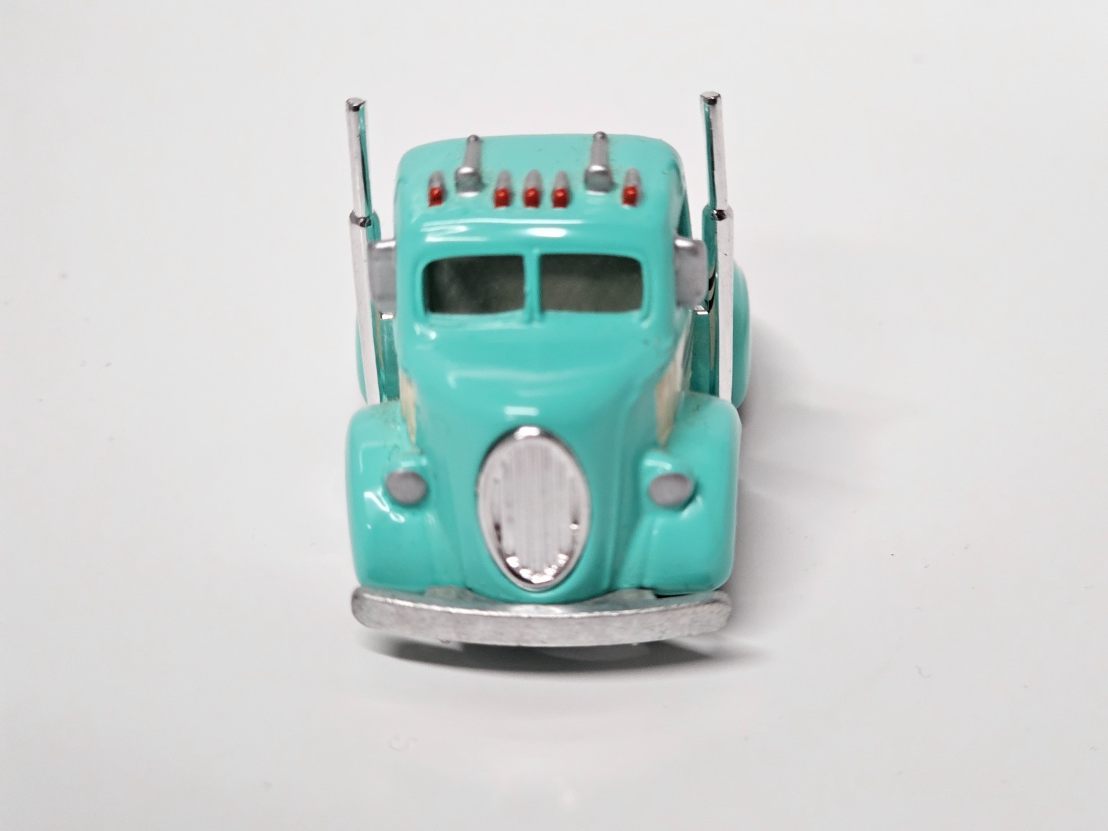 Hot Wheels Designer Dreams II ’38 Ford Custom Truck Trailer Larry Wood 1/64