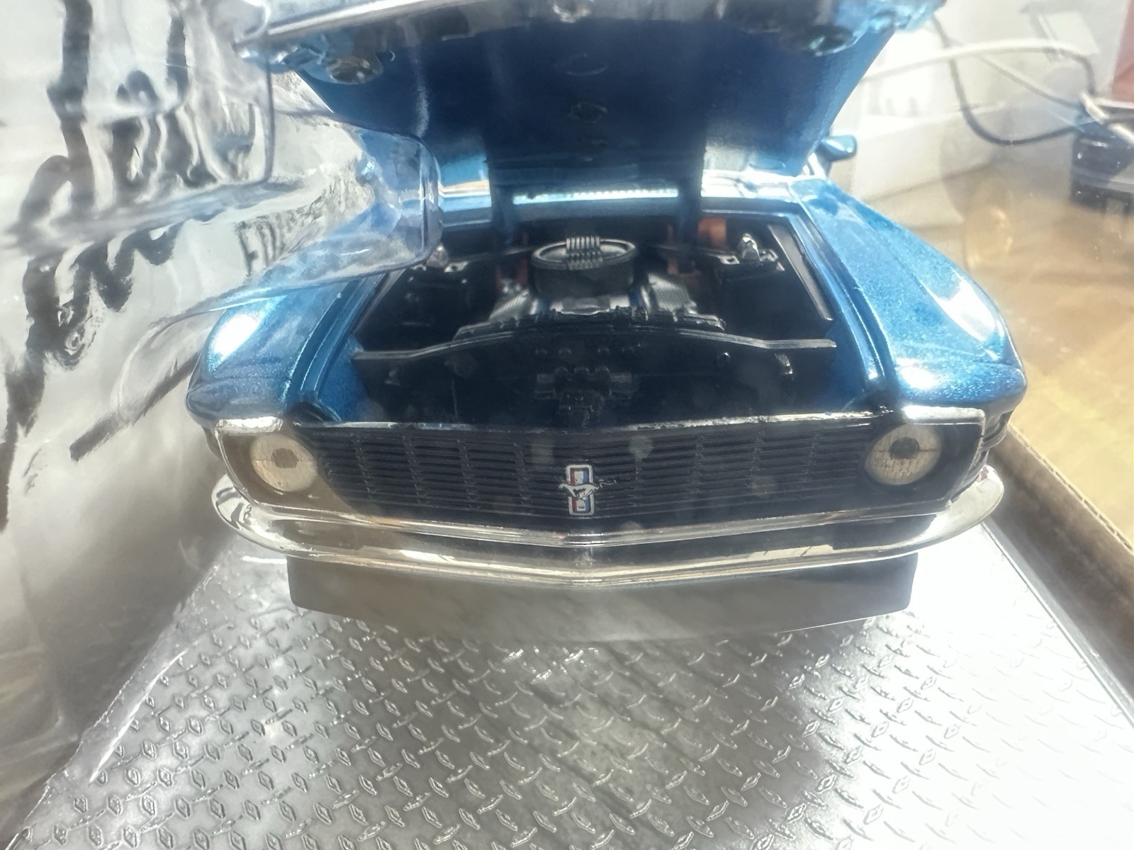 M2 Machines 1:24 1970 Ford Mustang Sportsroof Edelbrock Blue Diecast Unopened