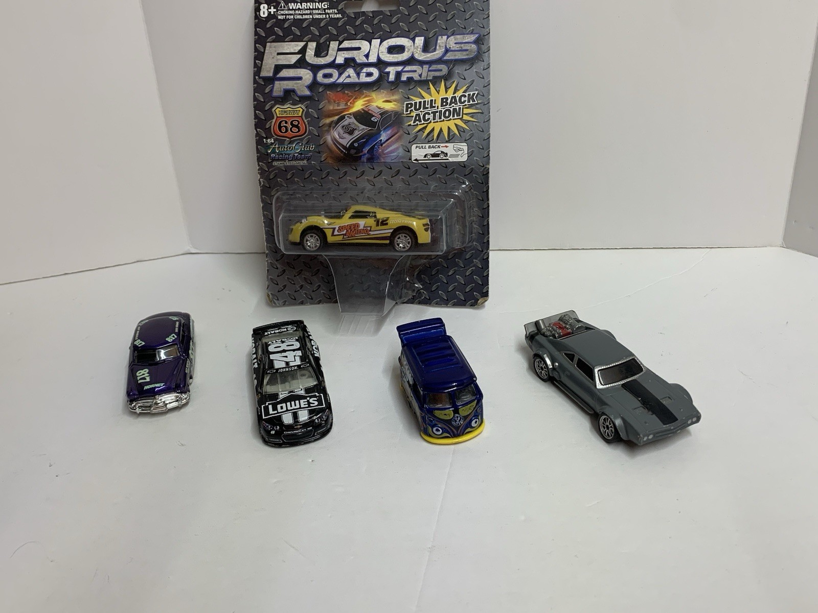 Lot Of 5 Toy Cars Die-cast And Plastic Hot wheels And Other Brands Preowned.