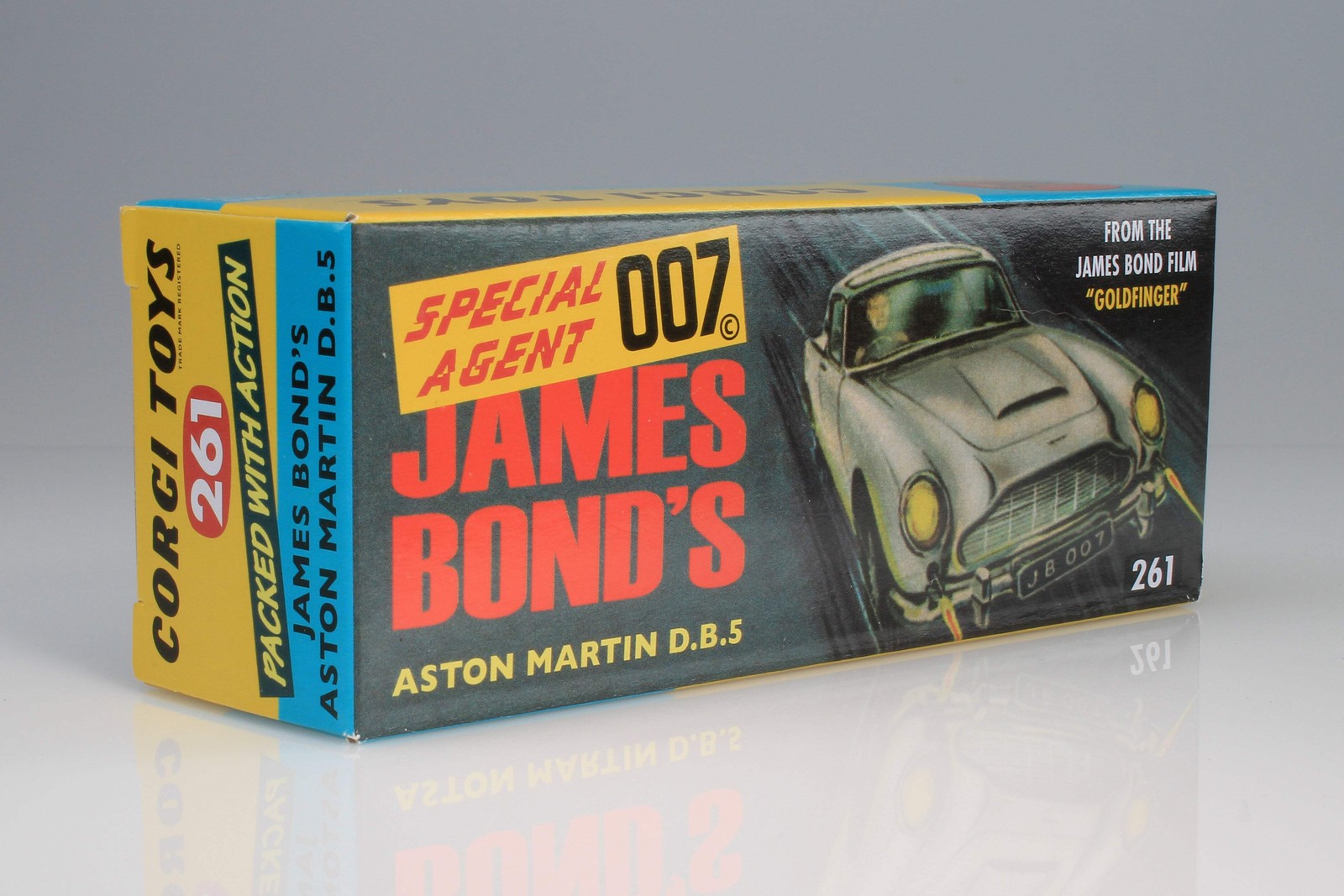 Corgi James Bond 007 Aston Martin #261 Reissue 1:43 Corgi 261