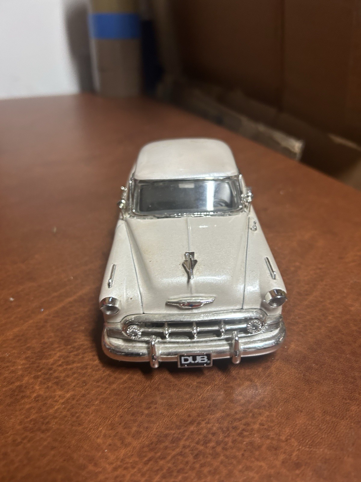 Jada Dub City Old Skool 1953 Chevy Bel Air Pearl White 1:24 Diecast Lowrider