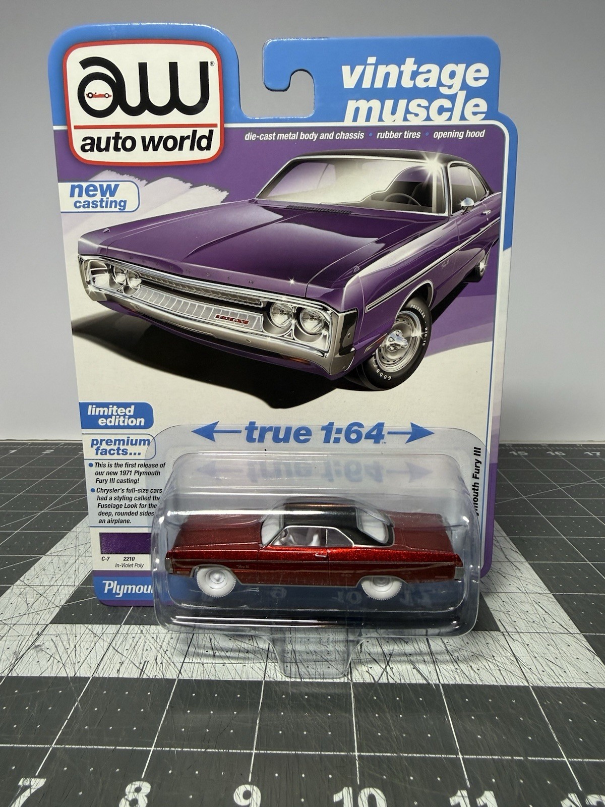 Auto World 1971 Plymouth Fury lll 1:64 Ultra Red CHASE Diecast Vintage Muscle